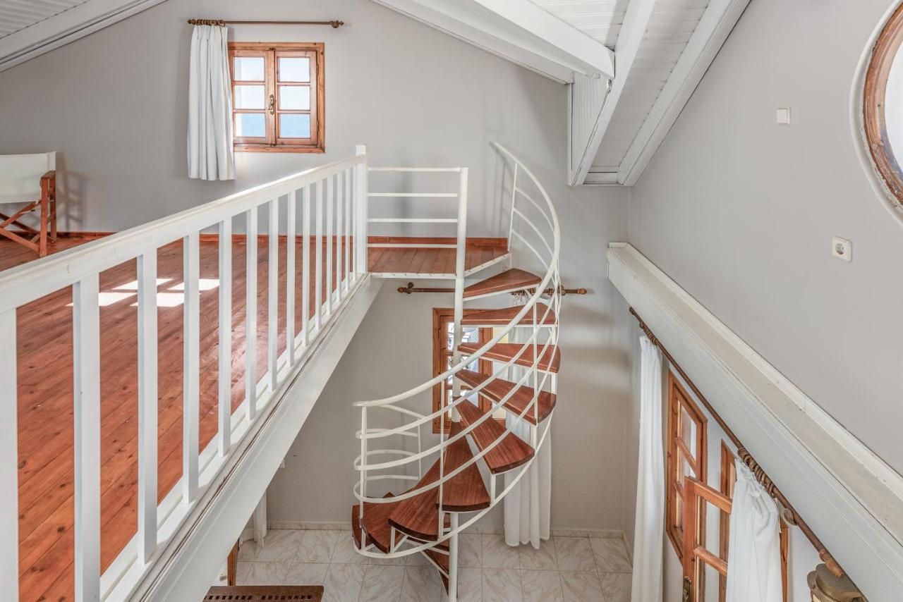 Albouro Seafront Apartments Кателиос Екстериор снимка