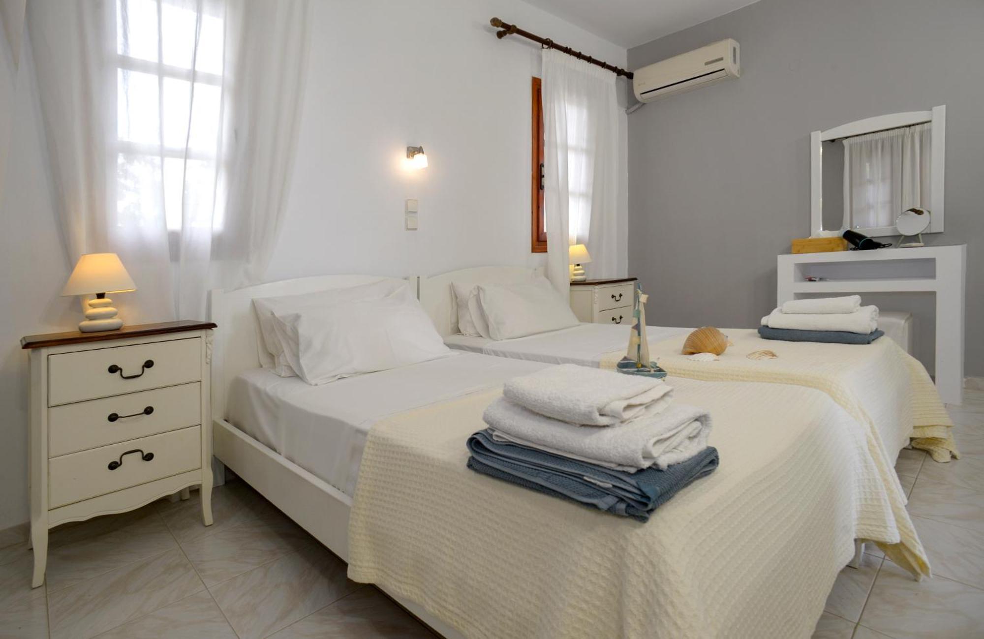 Albouro Seafront Apartments Кателиос Екстериор снимка