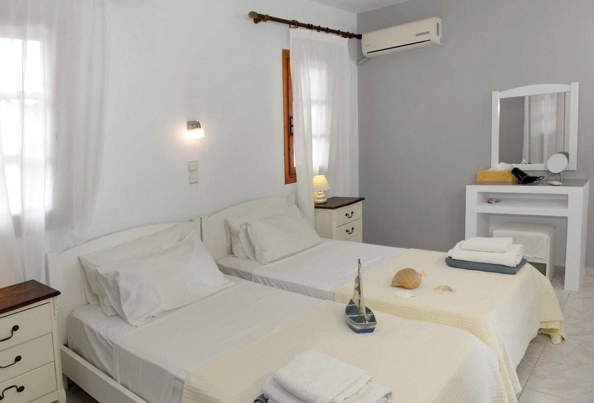 Albouro Seafront Apartments Кателиос Екстериор снимка