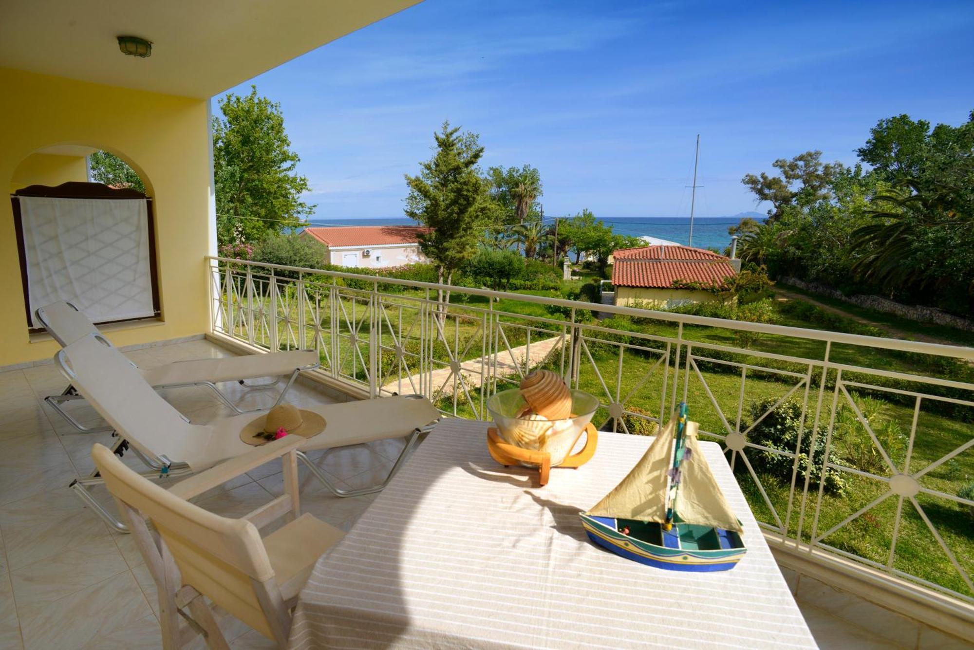 Albouro Seafront Apartments Кателиос Екстериор снимка