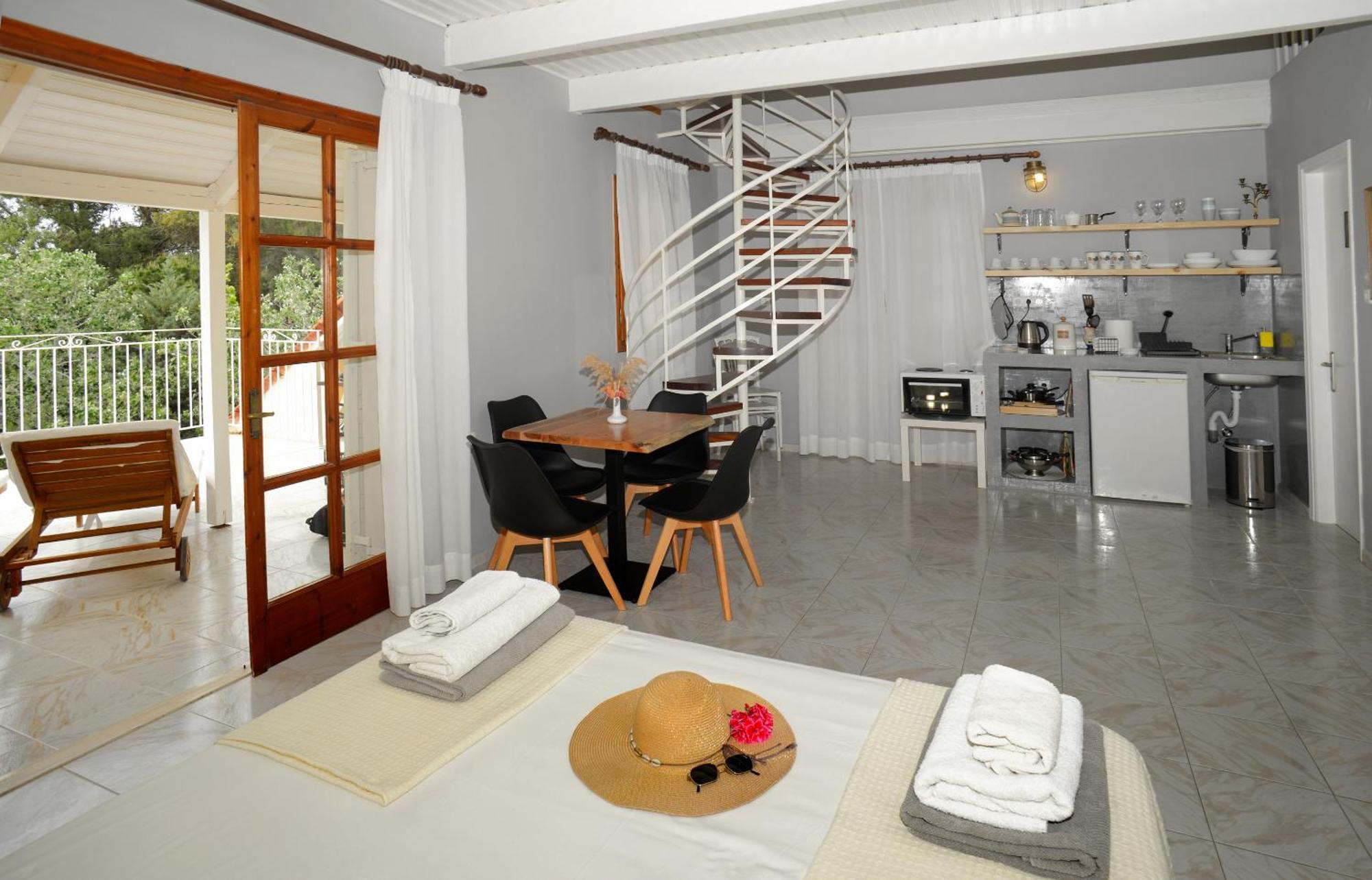 Albouro Seafront Apartments Кателиос Екстериор снимка