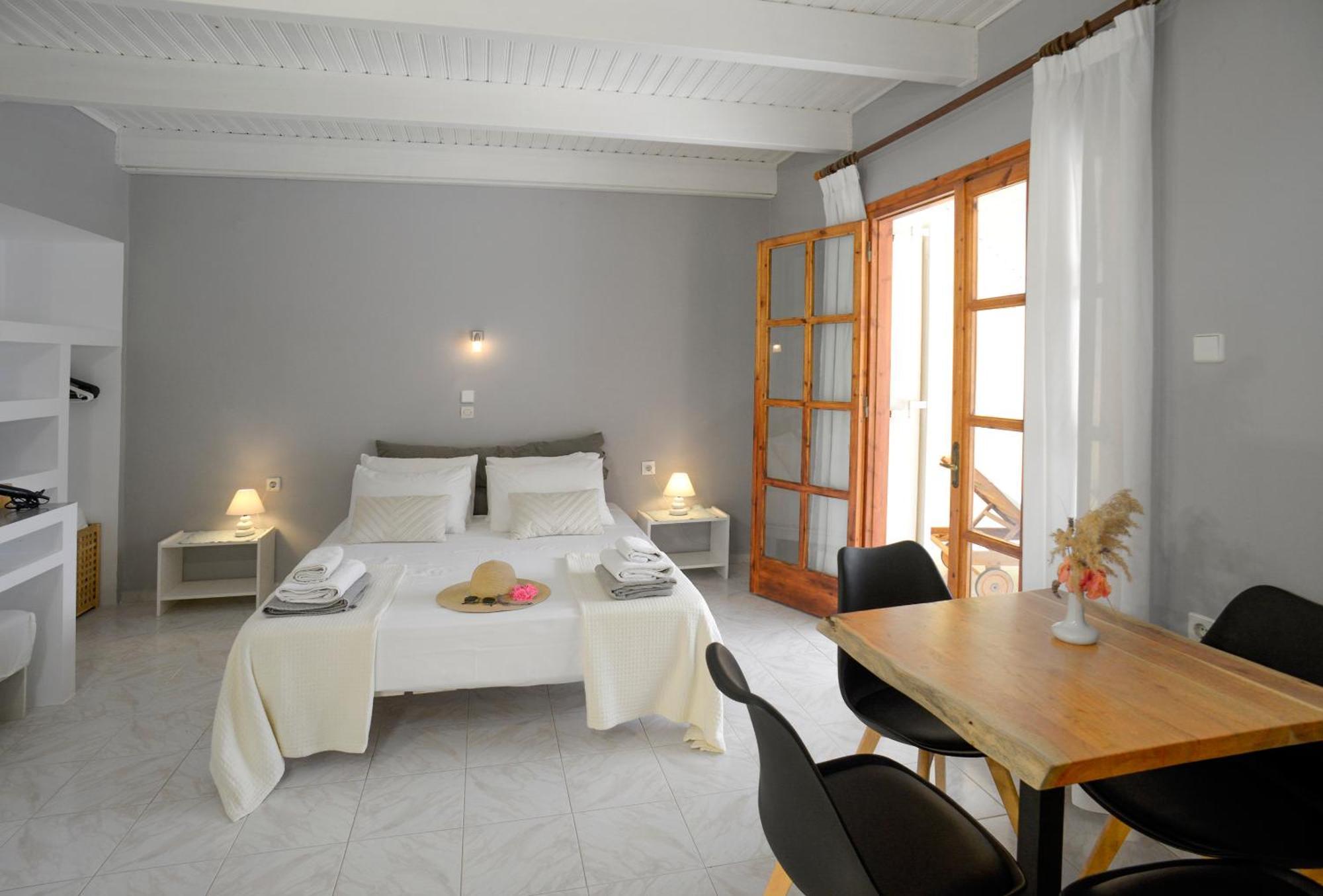 Albouro Seafront Apartments Кателиос Екстериор снимка