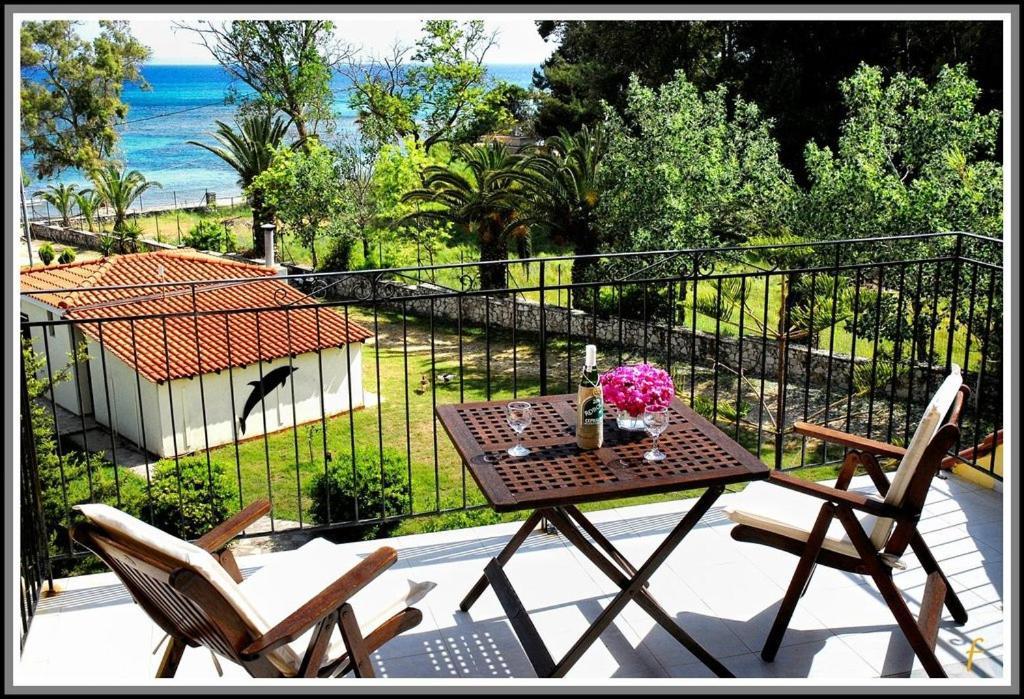 Albouro Seafront Apartments Кателиос Екстериор снимка