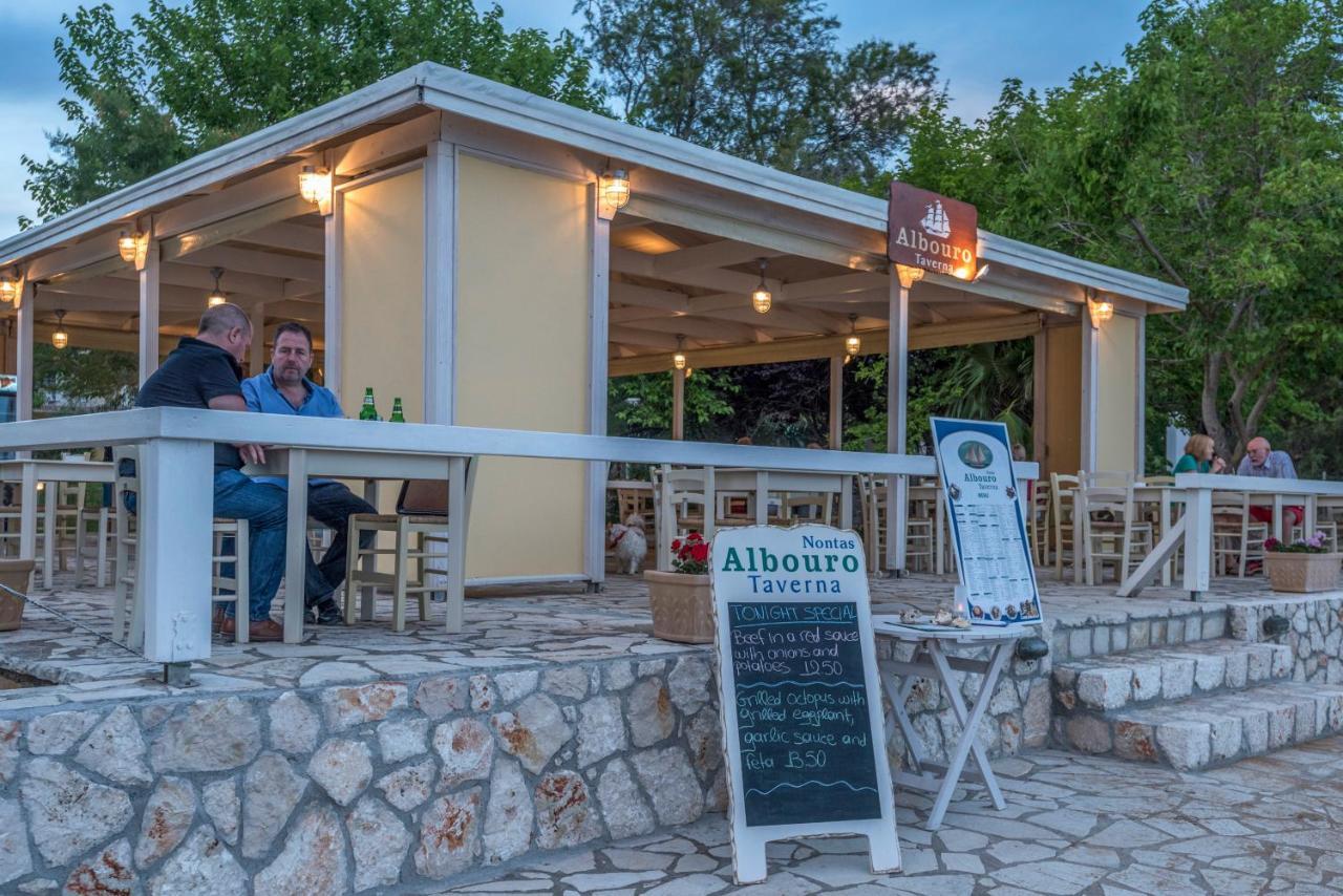 Albouro Seafront Apartments Кателиос Екстериор снимка